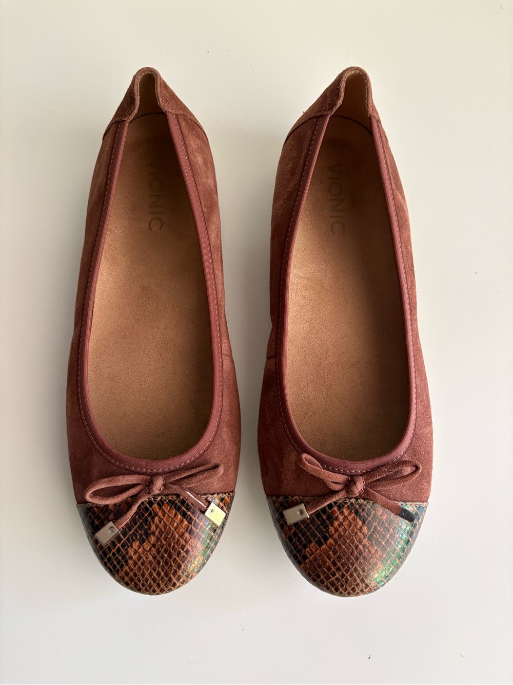 New Vionic Womens Ballet Flats in Rust with Snakeskin Toe